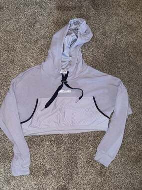 Gymshark Women's Size S Cropped Hoodie with Mesh Pocket